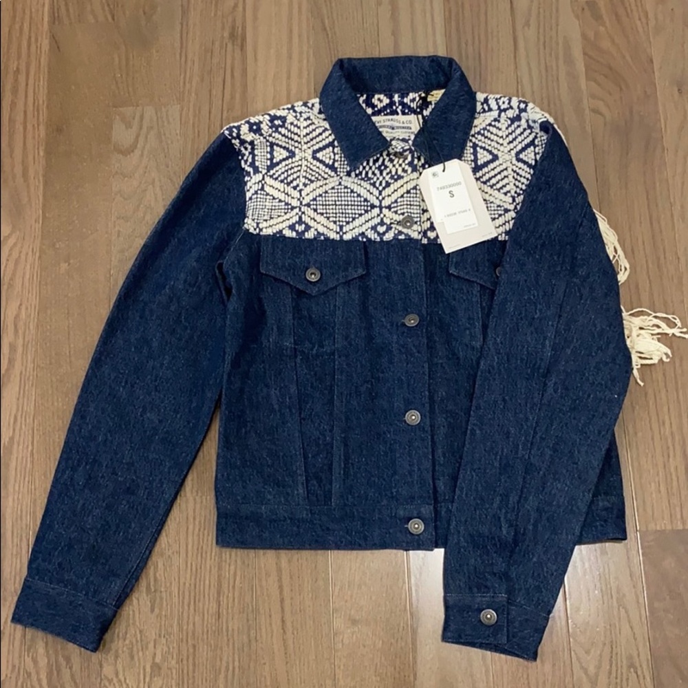 Anthropologie LEVI'S French Fringe Trucker Jacket - Picture 4 of 8